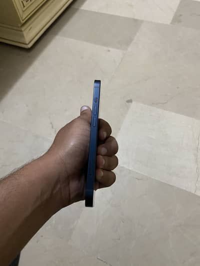 Apple iPhone 13 jv