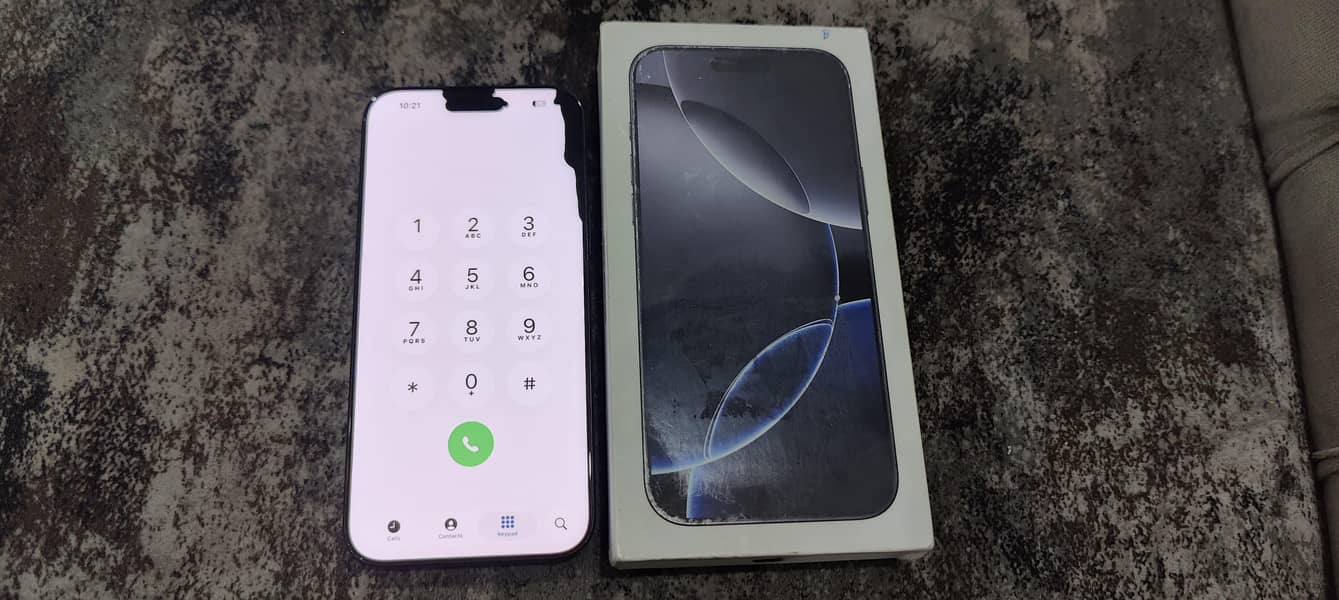 Apple iPhone 16 Pro Max 0