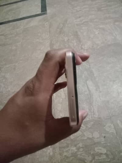 Vivo Y17s