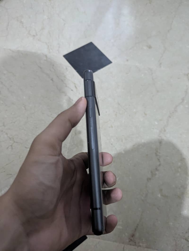 Google Pixel 7a 4
