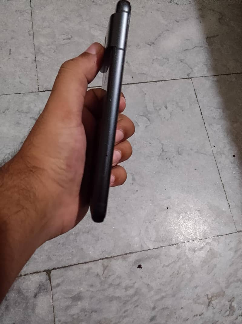 Google Pixel 8 1