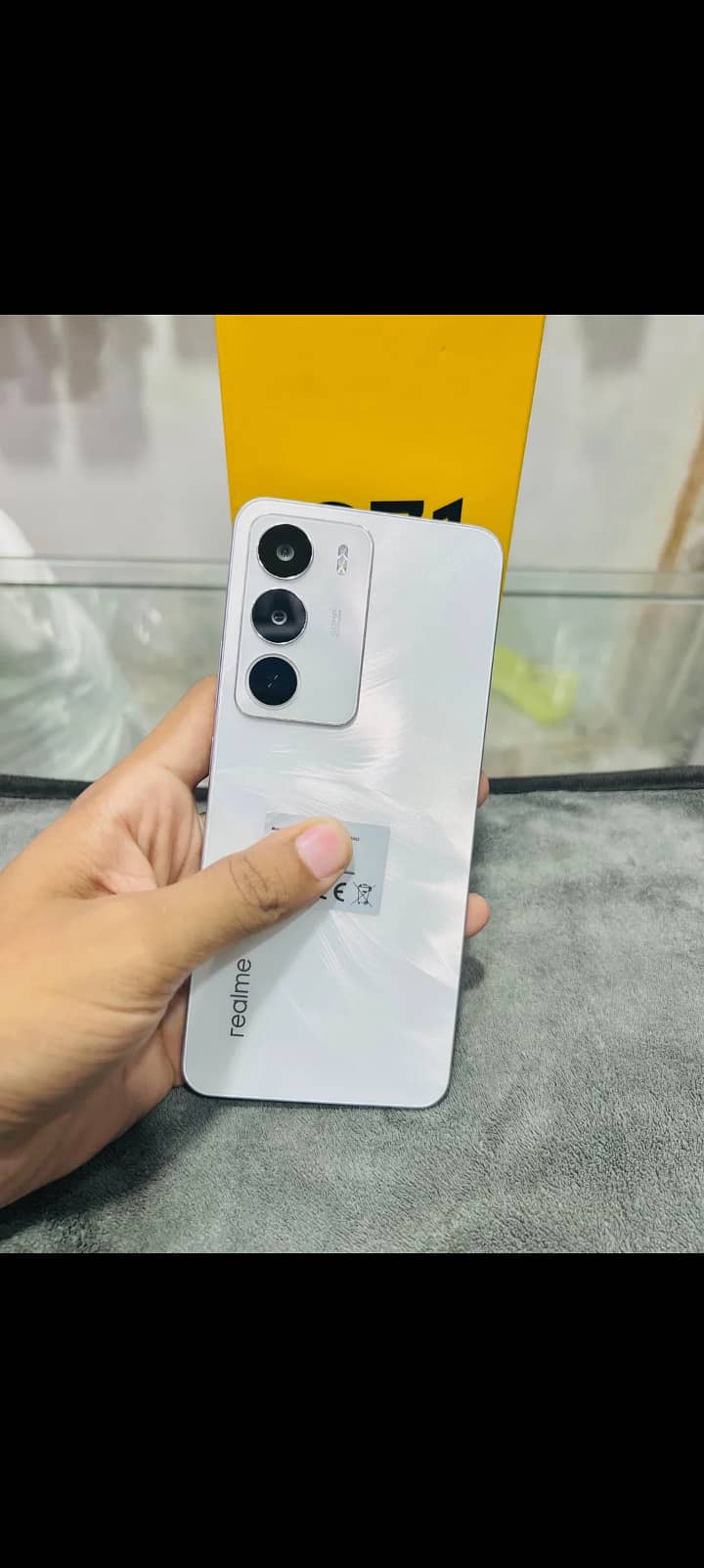 Realme C71 1