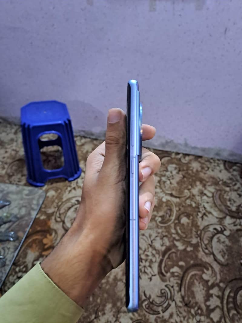 One Plus 12R 4