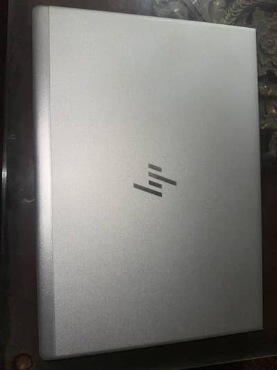 Hp Elitebook 840 g5 8gb ram 256gb ssd