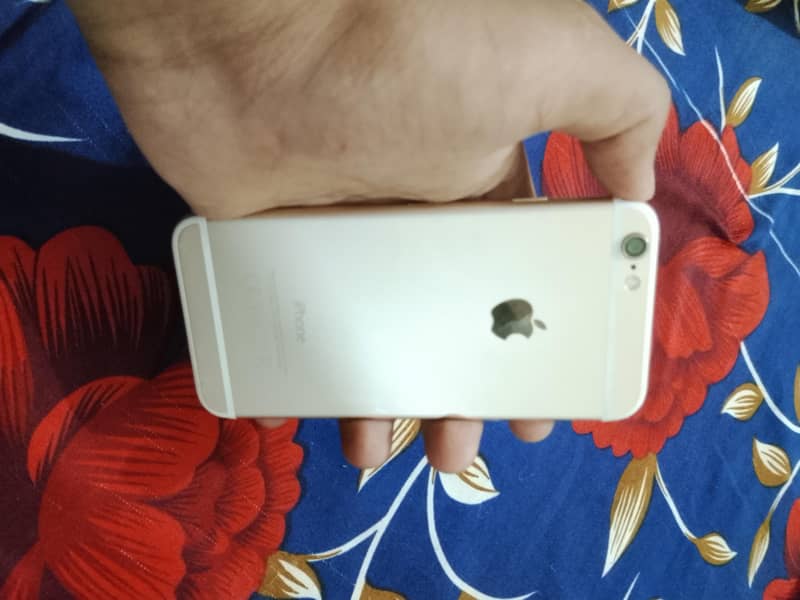 Apple iPhone 6 2