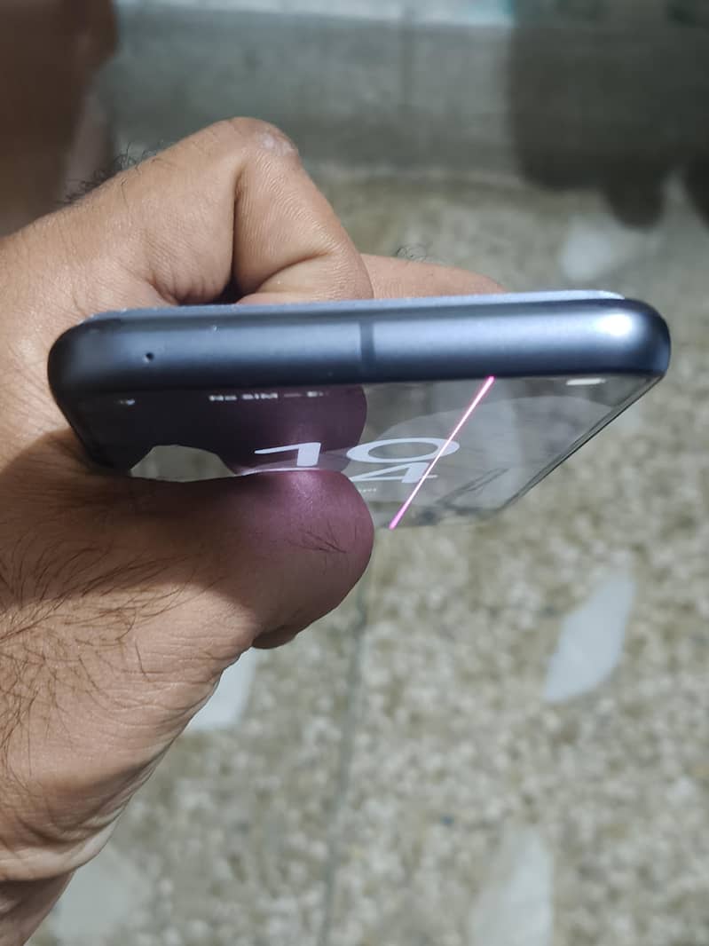 Google Pixel 8 5
