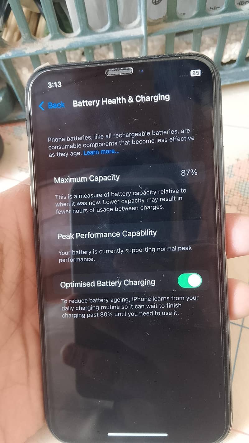 Apple iPhone X 3