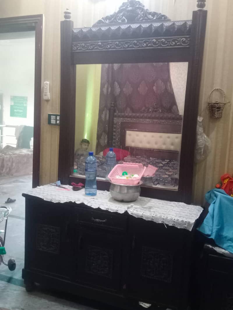 Dressing Table , Showcase & Bed without Mattress 2
