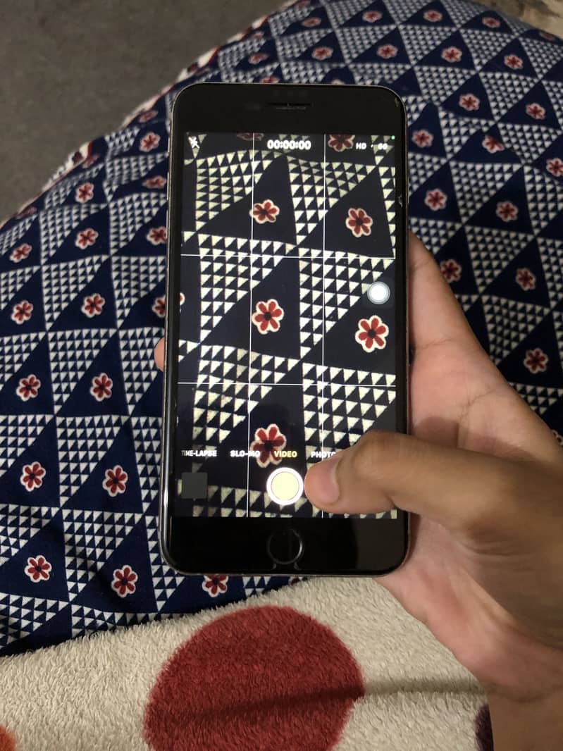 Apple iPhone 6S Plus 3