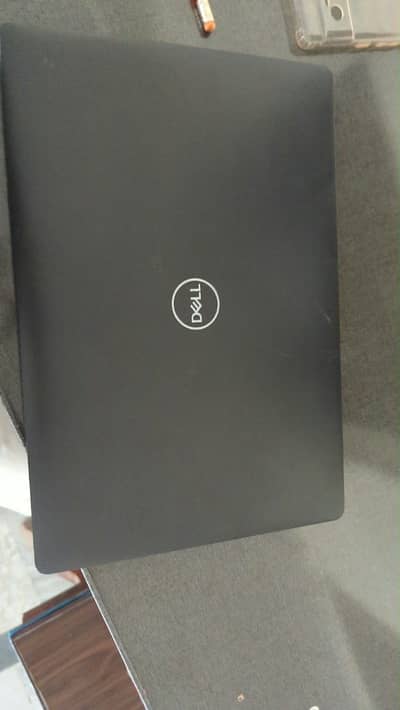 Dell laptop latitude 5300