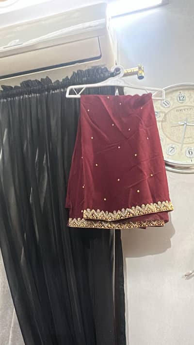 MAHROON AND GOLDEN (PAKISTANI WEDDING DRESS)