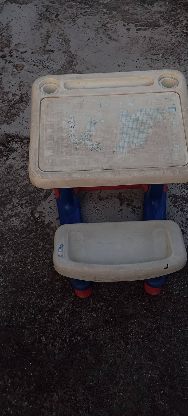 Kids Study Table 2
