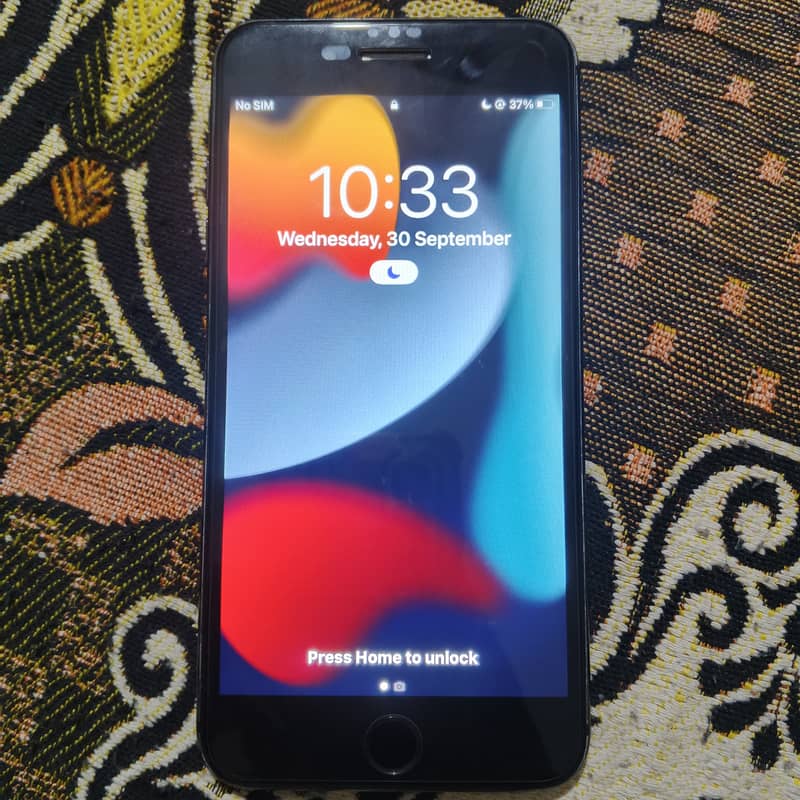 Apple iPhone 7 Plus 0