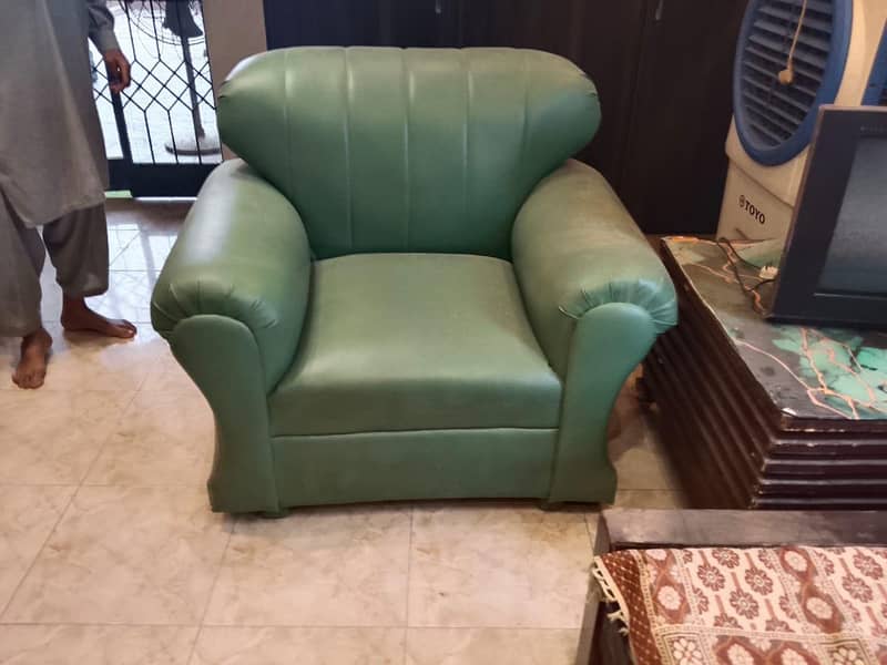 Sofa set in Lahore 3