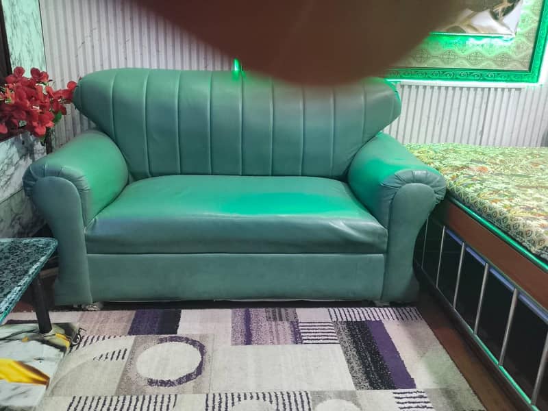 Sofa set in Lahore 4