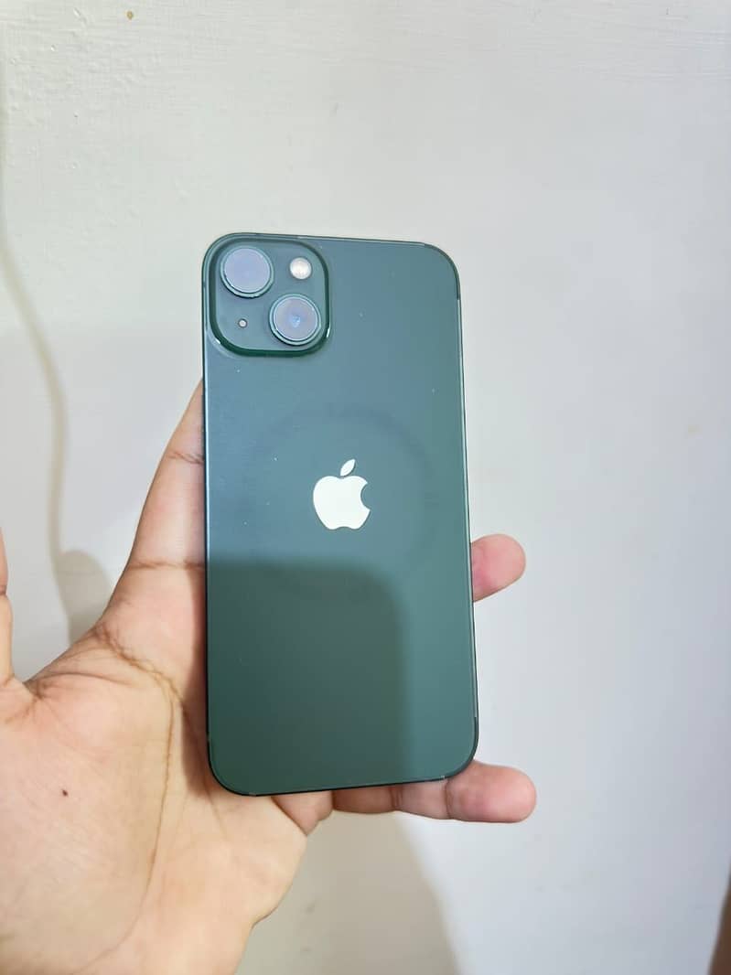 Apple iPhone 13 3