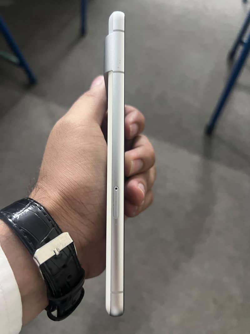 Google Pixel 7 3