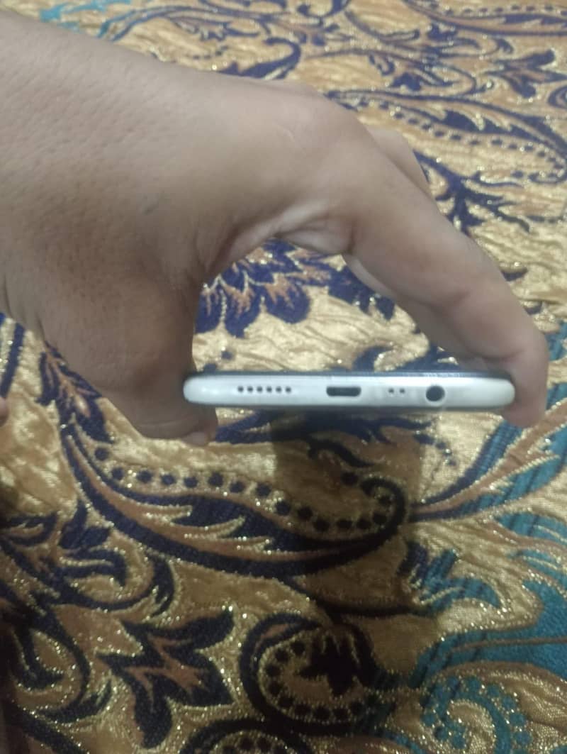 OPPO A5s 3