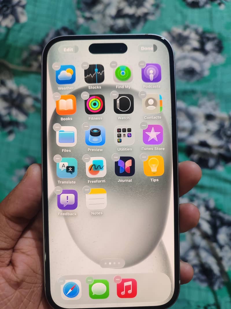 Apple iPhone 15 7