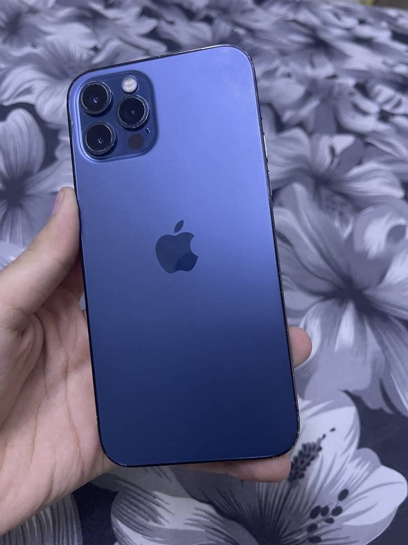 Apple iPhone 12 Pro 2