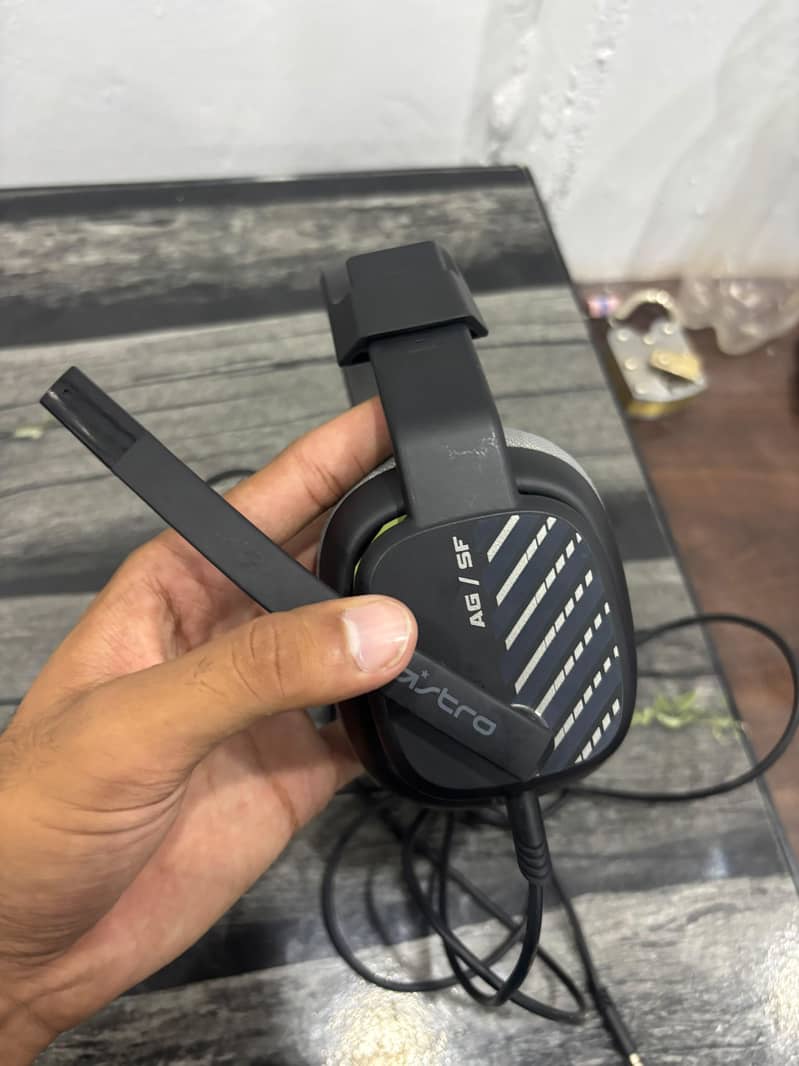 gamnig Headset 2