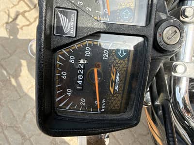 Honda 125 special edition gold