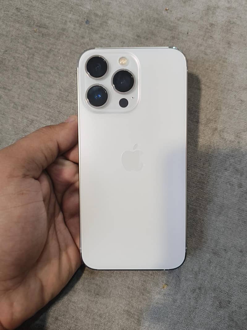 Iphone 13 pro [whatsapp no] 03301717097 0