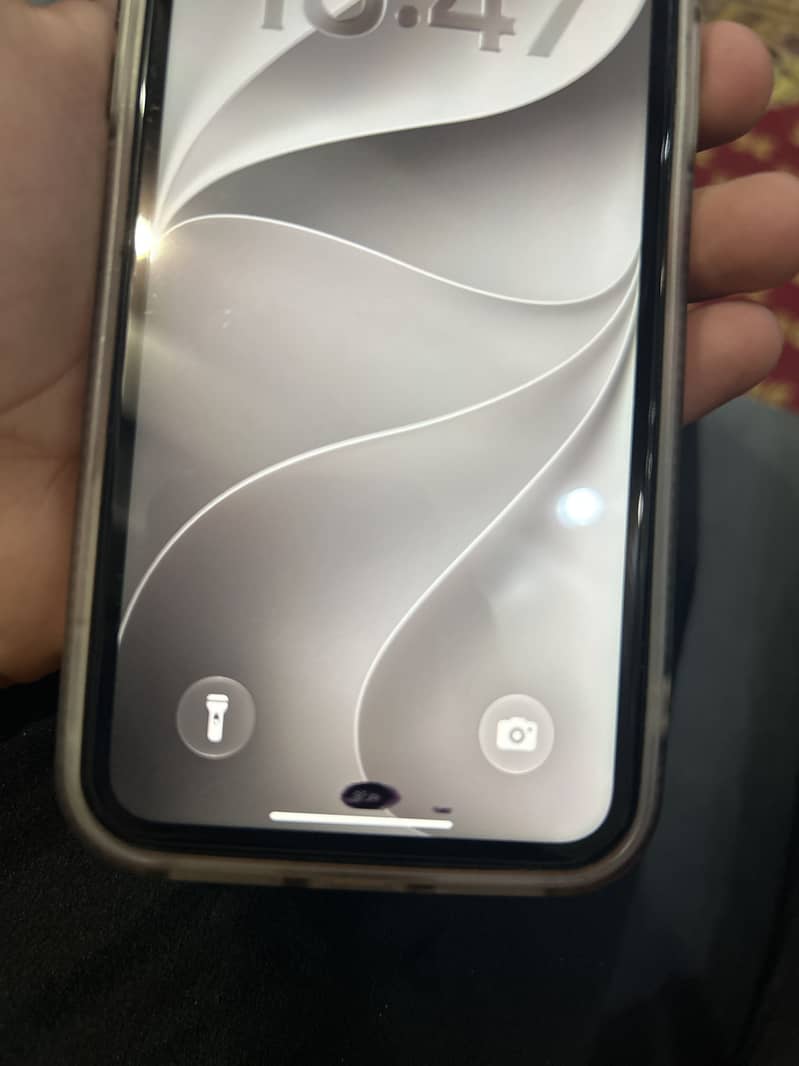 Apple iPhone 11 3