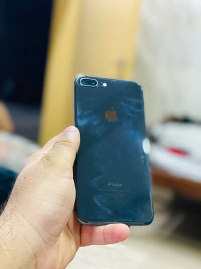 Apple iPhone 8 Plus 0313/4618/711 (Exchange possible)