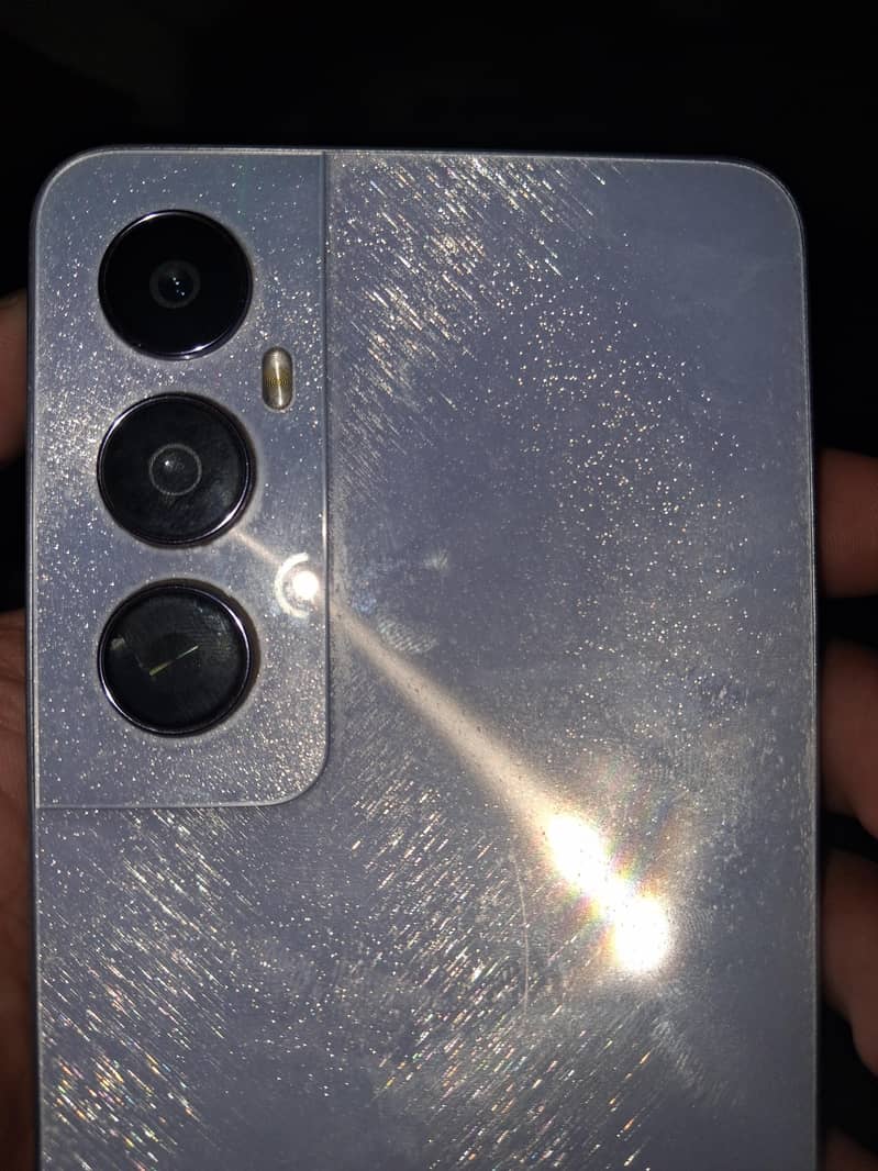 Realme C65 2