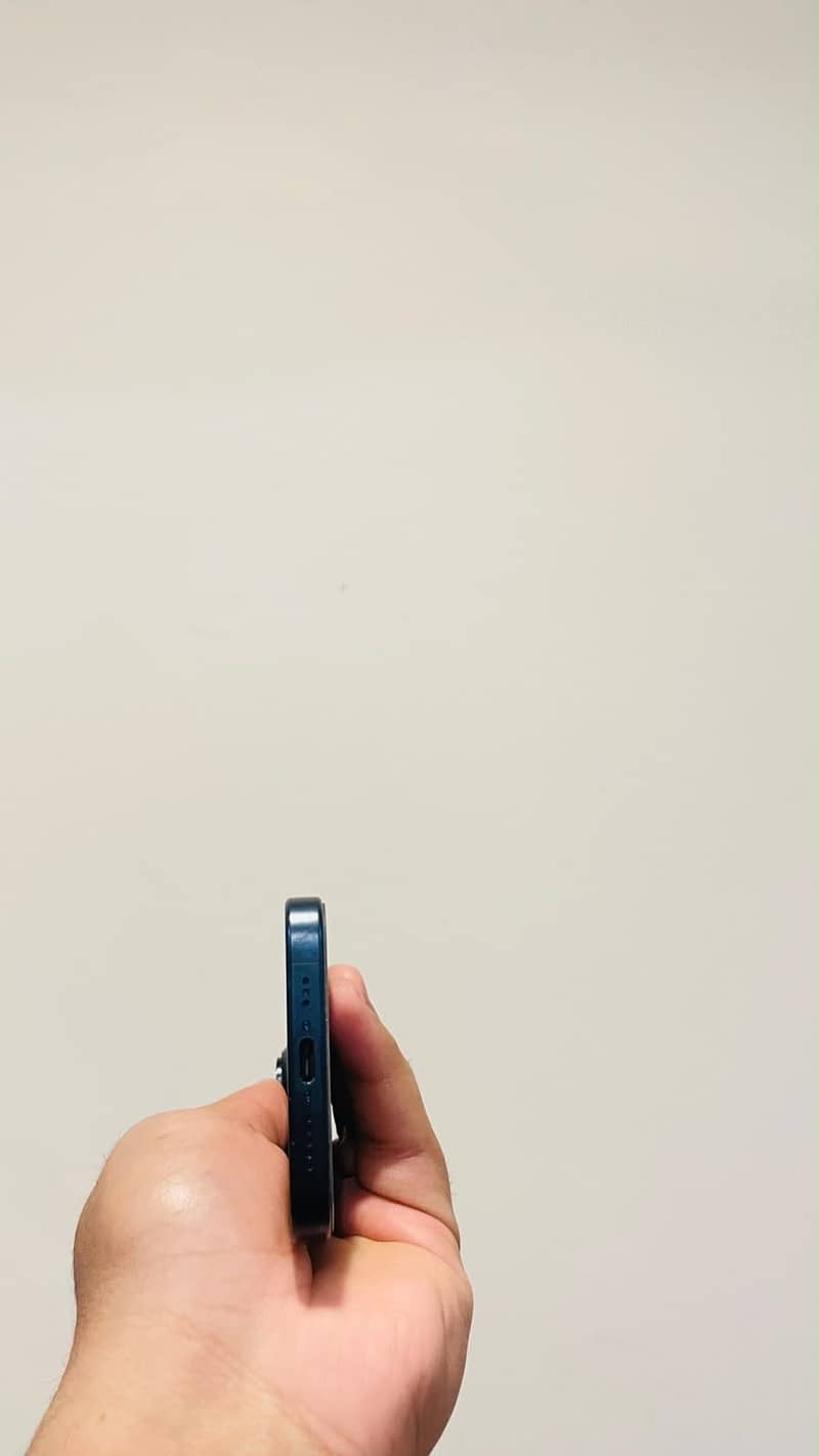 Apple iPhone 15 Pro 5