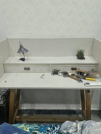 study table
