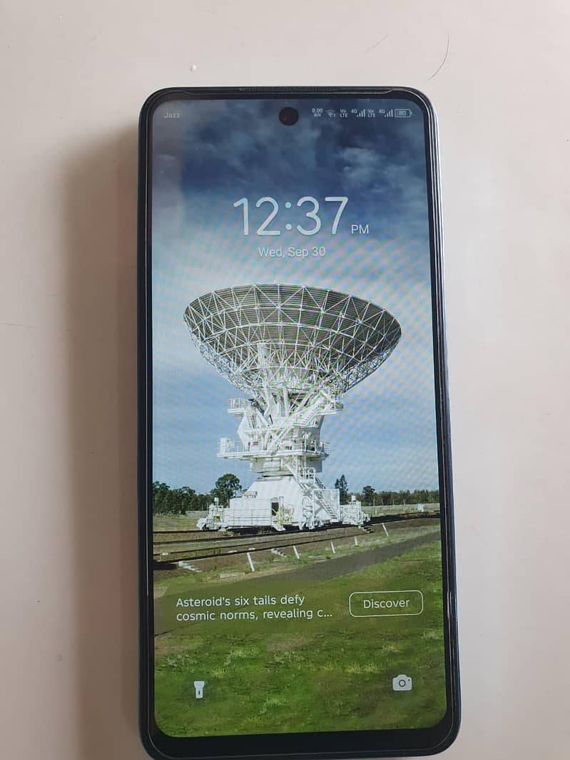 Tecno Spark 20, 1