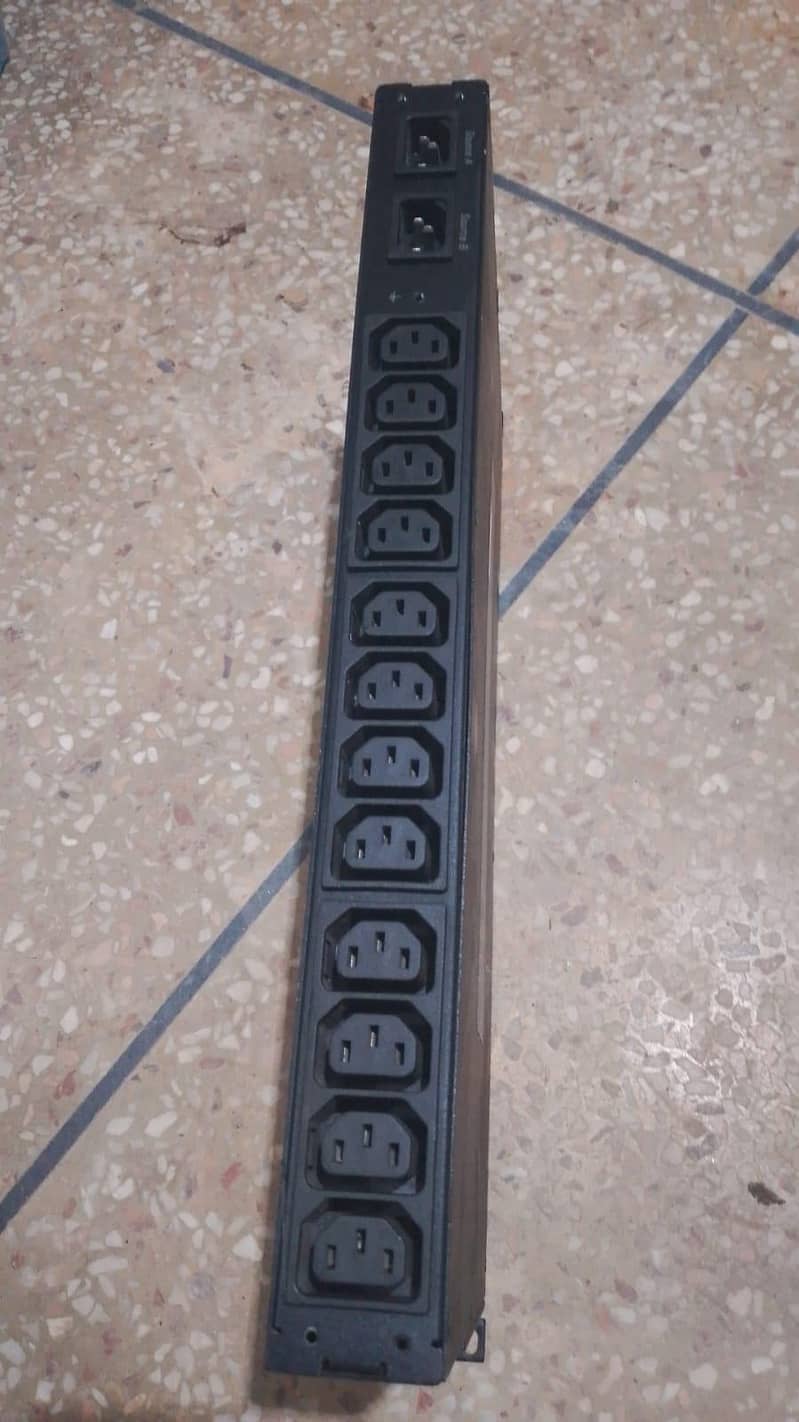 APC RACK Automatic Transfer switch Ap7721 4