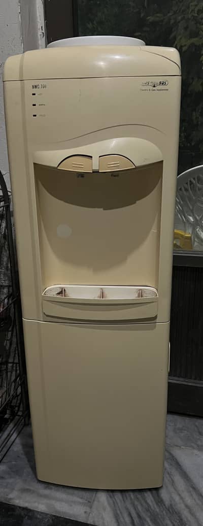Water Dispenser