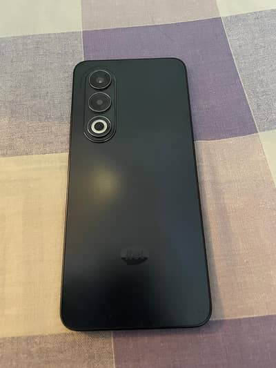 itel s25 ( mint condition) with box