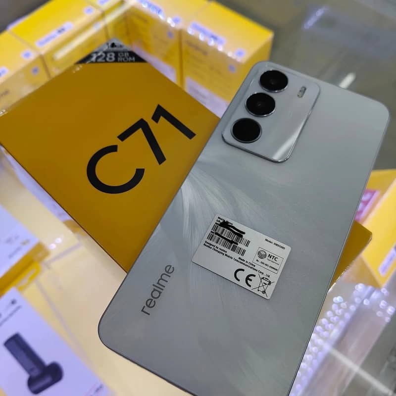 Realme C71 0