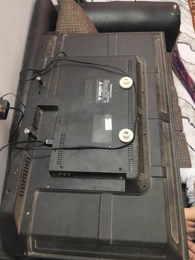 40 inch Lcd urgent sale