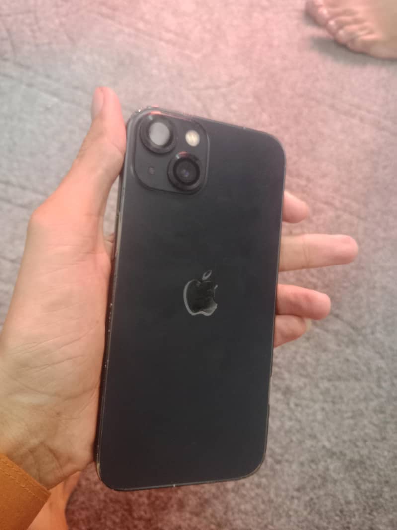 Apple iPhone 13 1