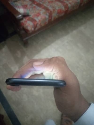 Apple iPhone SE