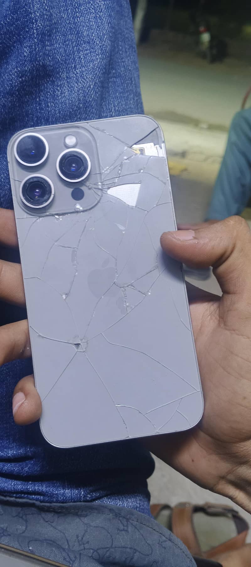 Apple iPhone 11 3