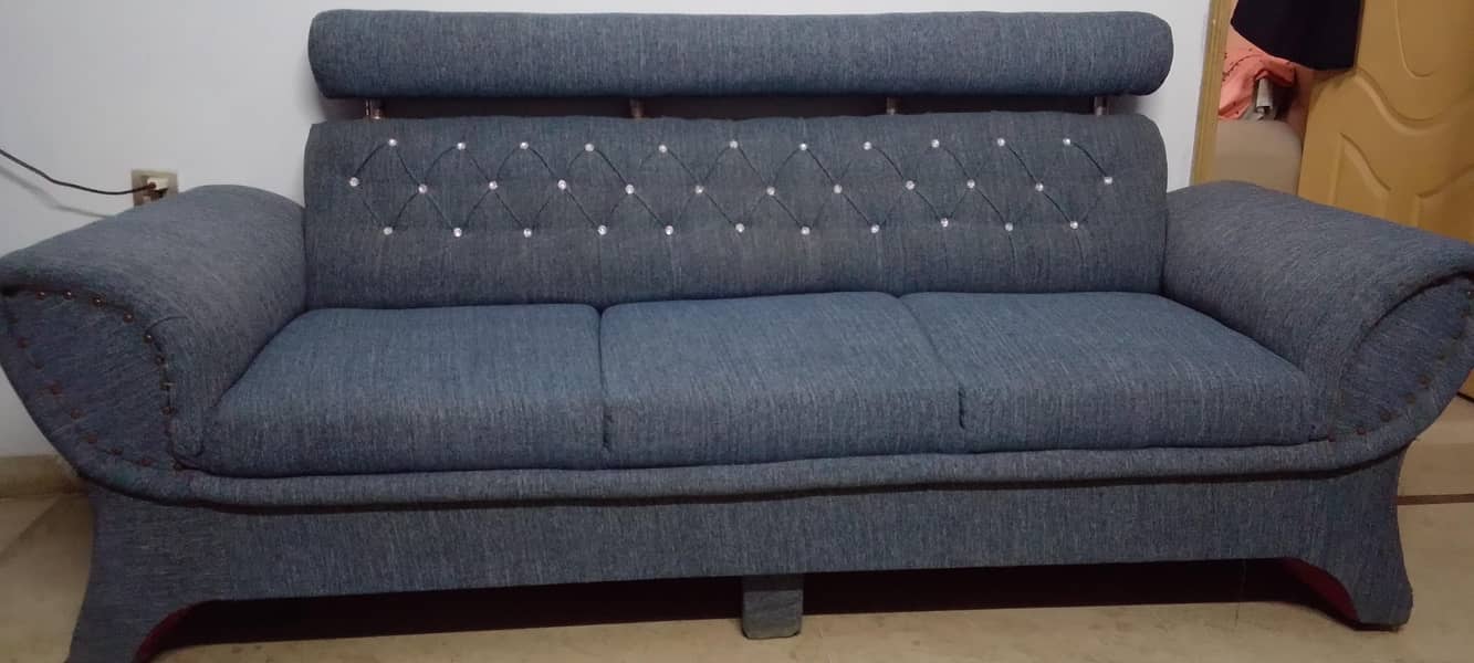 8seater sofa set 0