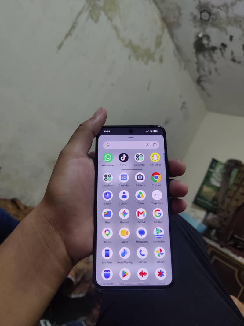 Google Pixel 8a 4