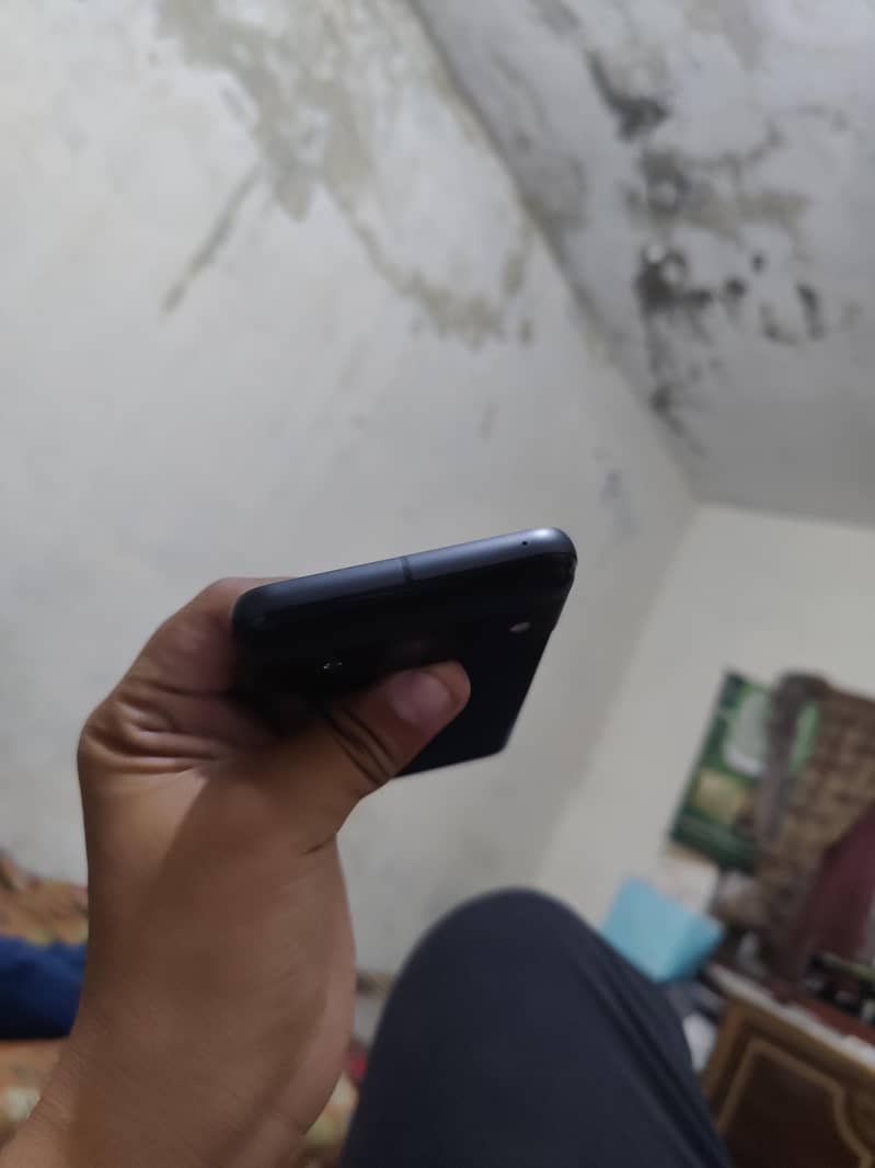 Google Pixel 8a 5