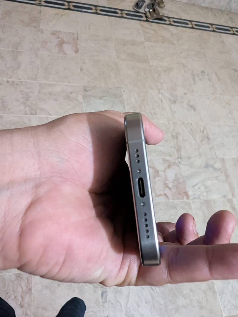 Apple iPhone 15 Pro 5
