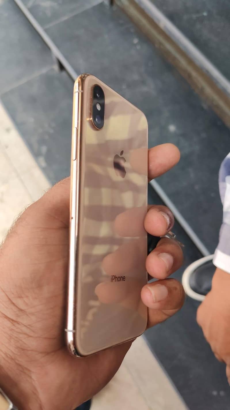 iphone XS 0