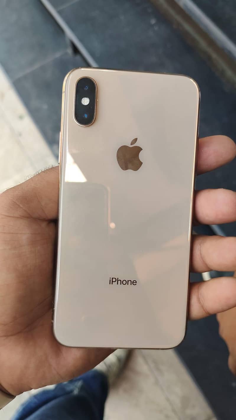 iphone XS 1