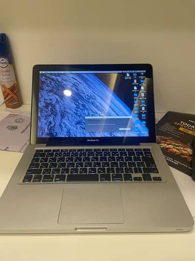 Apple MacBook Pro 13-inch | Core i5 | 8GB RAM
