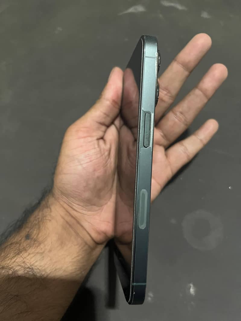 Apple iPhone 13 Pro jv 5