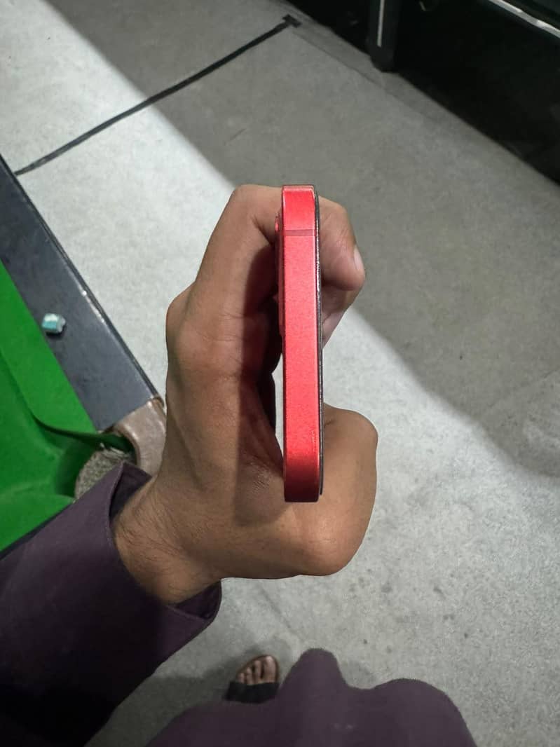 Apple iPhone 12 2